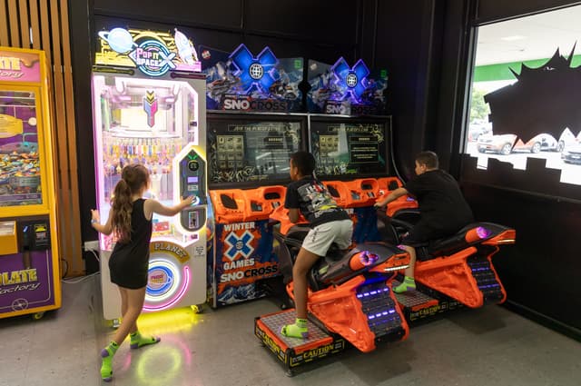 arcades mixed